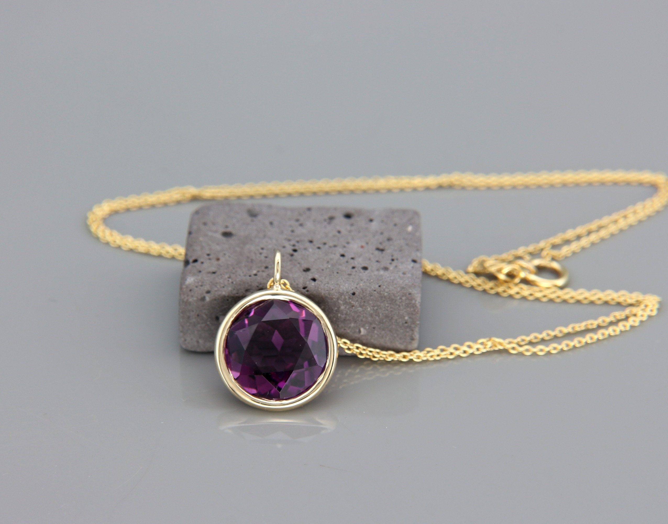 14K Gold Amethyst Necklace With a 