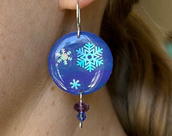Sterling Silver Earrings, Snowflake Earrings, Snowflake Jewelry, Resin Earrings, Resin Art, Wire Wrapped Jewelry, Winter Earrings