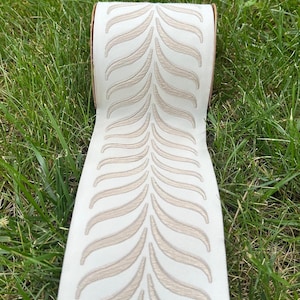 Leaf Embroidered Jacquard Trim: 3.93&quot; Drapery Border