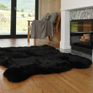 GIANT SHEEPSKIN Triple XXL Black Throw Genuine leather Sheep Skin 64" x 46" Decorative rug Natural comfy,cozy, hair is very thick