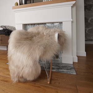 SHEEPSKIN ICELANDIC Beige Rug Genuine Natural Sheepskin Area Rugs Carpet Draped on Chairs Cheap Rugs Shag Area Rug Throw