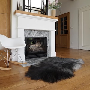 SHEEPSKIN Icelandic XXL White Grey  XM9 Throw Genuine leather Sheep Skin 58&quot;x 34&quot;  Decorative rug Grey comfy, cozy, hair is thick, shiny !