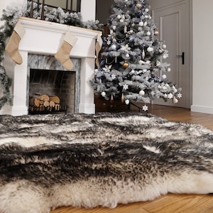 SUPER sale Rug SEXTO SHEEPSKIN Black MouflonThrow Genuine Leather Sheep Skin Decorative rug - White comfy, cozy, natural very thick!