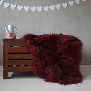 Regular SHEEPSKIN  BURGUNDY Throw Genuine leather Sheep Skin 48&quot; x 28&quot;  Decorative rug Natural comfy, cozy, hiny !