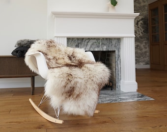GIANT SHEEPSKIN Mouflon Throw Genuine leather Sheep Skin Decorative rug 50x 30&quot; comfy, cozy, hair is very thick, shiny !