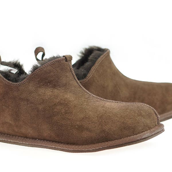 ON SALE !!! Men Natural Leather, wool, Slippers, shoes boots Very light and comfy! Good gift! Genuine