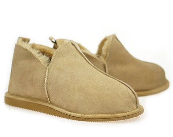 Mens Sheepskin Shearling Slippers Moccasin Boots for Men House Sheepskin Slippers Handmade Shoes 100% Wool Slippers ugg style Best emu style