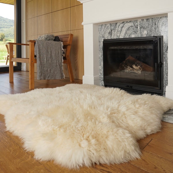 GIANT SHEEPSKIN Double XXL White Throw Genuine leather Sheep Skin 46" x 46" Decorative rug Natural comfy,cozy, hair is very thick, shiny !