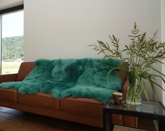 GIANT SHEEPSKIN Triple XXL Mint Green Throw Genuine leather Sheep Skin 64" x 46" Decorative rug Natural comfy,cozy, hair is very thick