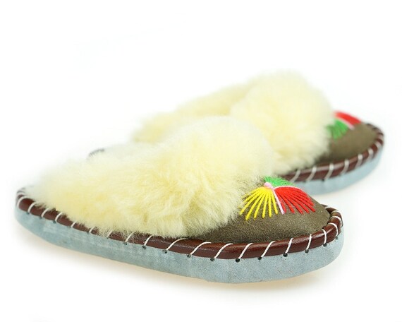 sheepskin moccasins