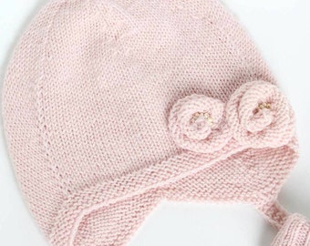 Merino wool girl hat with roses / Baby shower/ Baby / Soft pastel color / Roses / Powder color