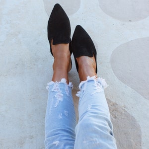 Loraine black suede leather mules