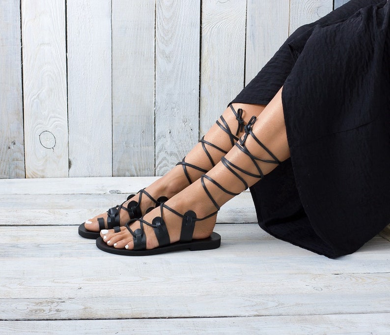 Sandales en cuir ATHENA, sandales spartiates grecques de couleur naturelle, sandales à anneau d'orteil, sandales à lacets, sandales pour femmes, chaussures pour femmes image 4