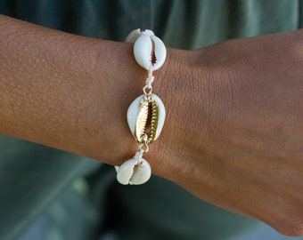 Cowrie shell bracelet, Beach bracelet, Cowrie bracelet, Boho bracelet, Shell bracelet, Cowrie seashell bracelet, Gift for her