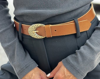 Cinturón de cuero marrón LEO mujer, cinturón con hebilla leo, cinturón de cuero genuino para mujer hecho a mano en Grecia, regalo para ella