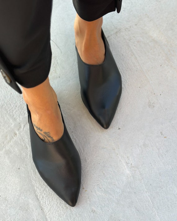 Women’s Pointed-Toe Flats – Black Leather, Slip-On, Leather Footbed (Thin Cushioning) | Handmade | BRUNCH TIME