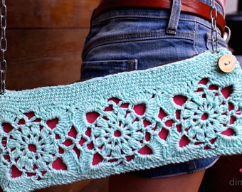 Crochet pattern clutch handbag