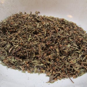 Organic Tulsi Herbal Tea: Spicy Floral Blend (1 ounce)