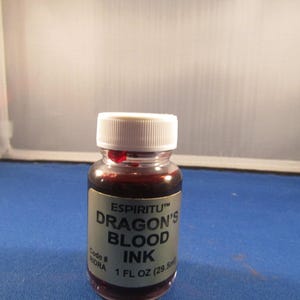 Dragon&#39;s Blood Ink 1 oz,  Espiritu Dragon’s Blood ink