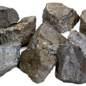 White Lodestone Natural with Food