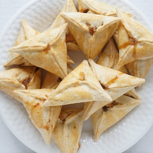 Fresh Guyana Pine Tarts ~ 100% Authentic Guyanese Food Pastry ~ Perfect for a Snack, Gift, or Valentines Day! Perfect for Mother&#39;s Day!