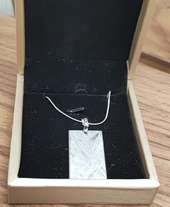 20g ムオニオナルスタ隕石ペンダントネックレス、天然隕石ペンダント