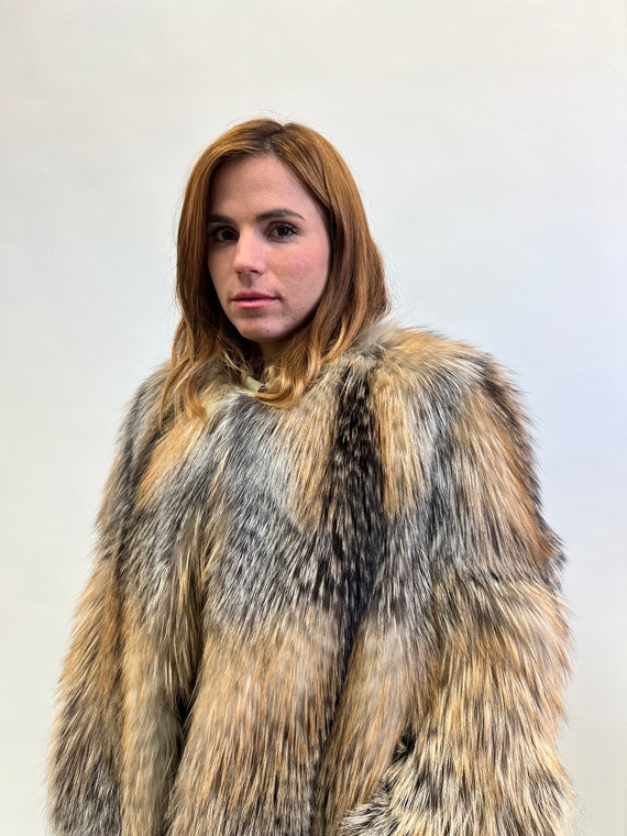 Giacca in pelliccia di volpe Blue Frost: cappotto invernale autentico - Italia Giacca in pelliccia di volpe Blue Frost: cappotto invernale autentico - Italia