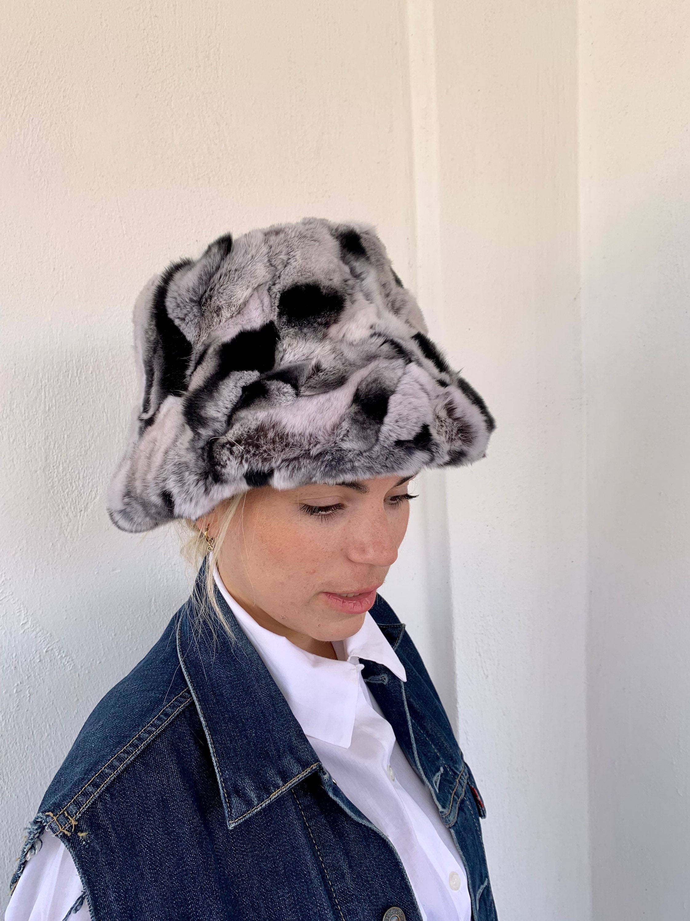 Elegant Black Rex Rabbit Fur Bucket Hat Rex Rabbit Fur Bucket Hat: Black & Grey Fisherman Style  main image 2