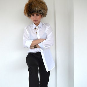 Sombrero de piel de zorro dorado real en sombrero de piel de invierno cosaco ruso marrón marrón con forro acolchado hecho de piel completa, calentador de piel de cabeza. Regalo de piel de lujo. imagen 6