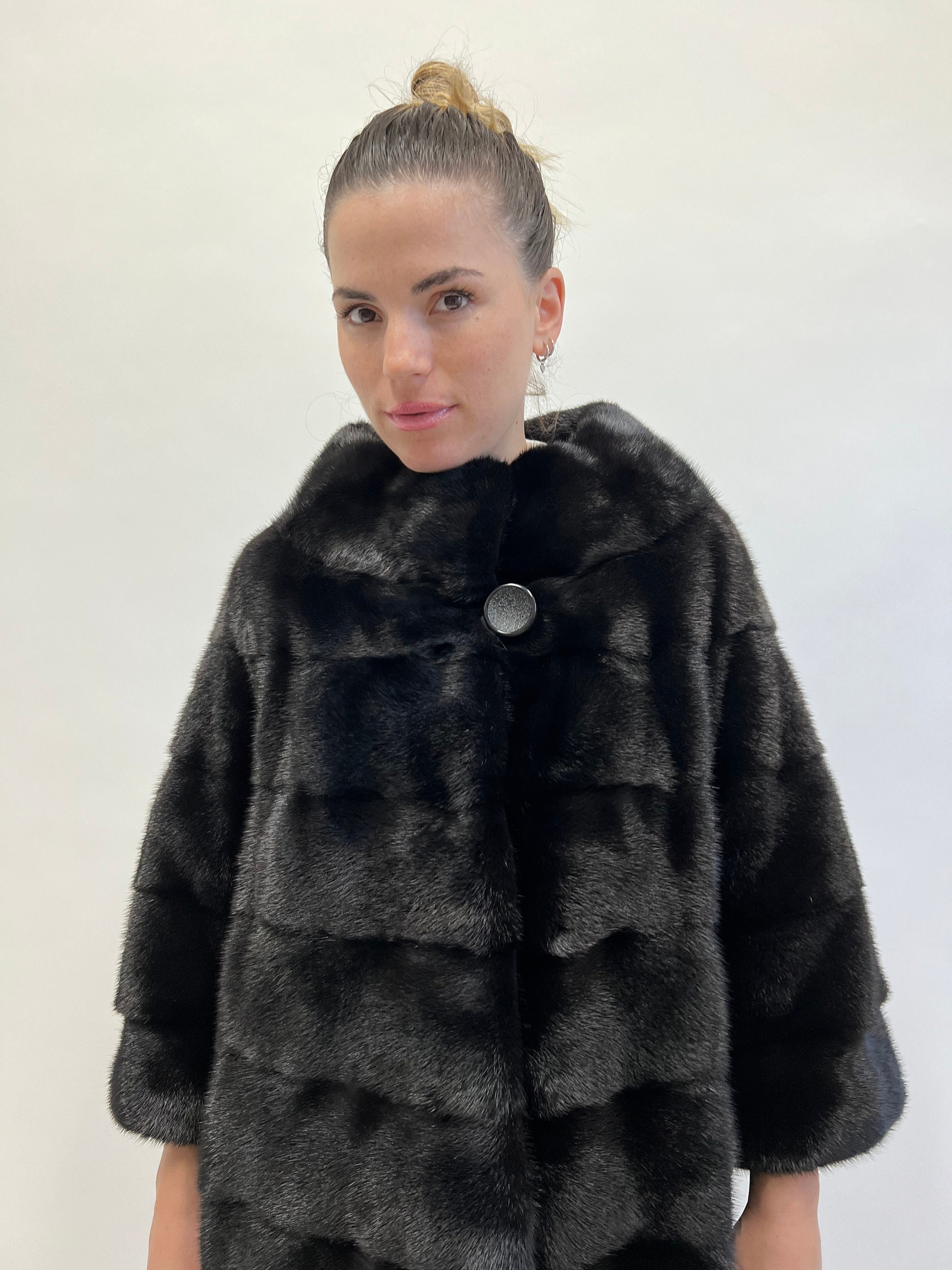 BeFur Real Sapphire Mink Fur Coat with Hood and Belt. Genuine Mink Stroller in Gray, Unique Jacket from Premium Mink Skins, Farming Fur pelts.