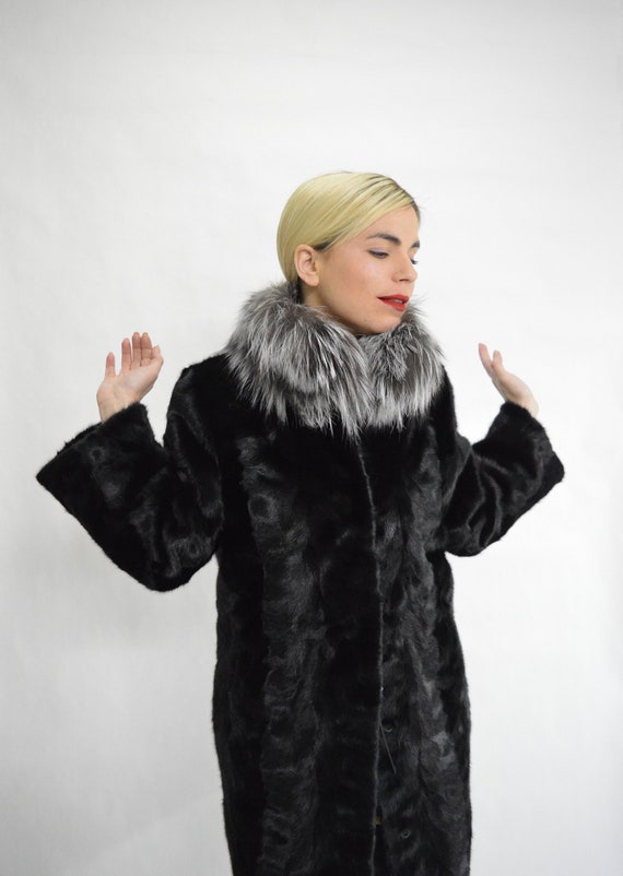 black fur collar