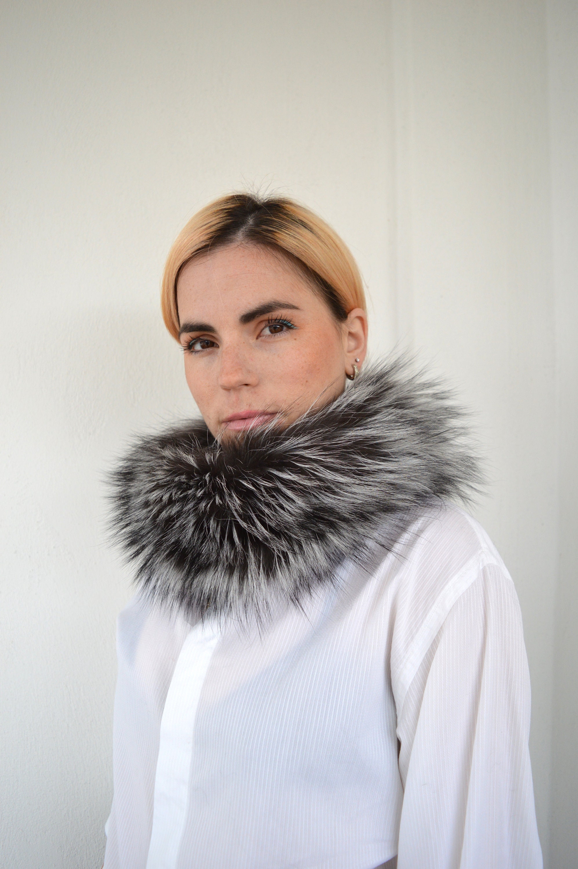 Real white fox fur headband or collar. Elastic winter fur loop scarf, stylish neck or head warmer. Genuine full skin fox fur, luxury gift