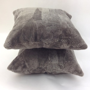 Shearling fur pillow case, pillow fur case, decorative pillow case, fur decor,sheepskin fur pillow 45 x 45 cm in three colours.