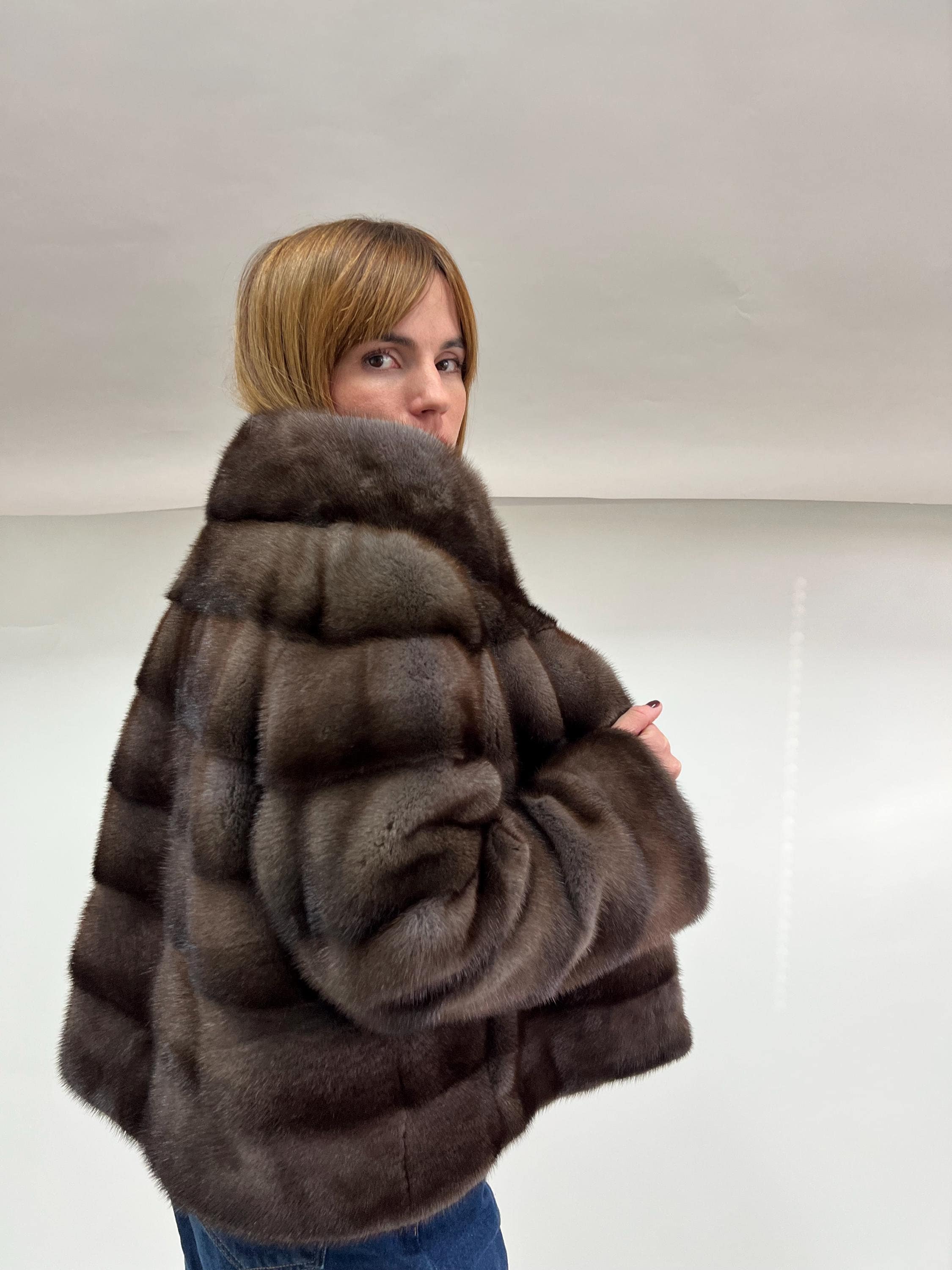 ARIANNAデミバフミンク 毛皮 ロング丈 着丈110 ライトブラウン ARIANNAデミバフミンク 毛皮 ロング丈 着丈110 ライトブラウン ARIANNA