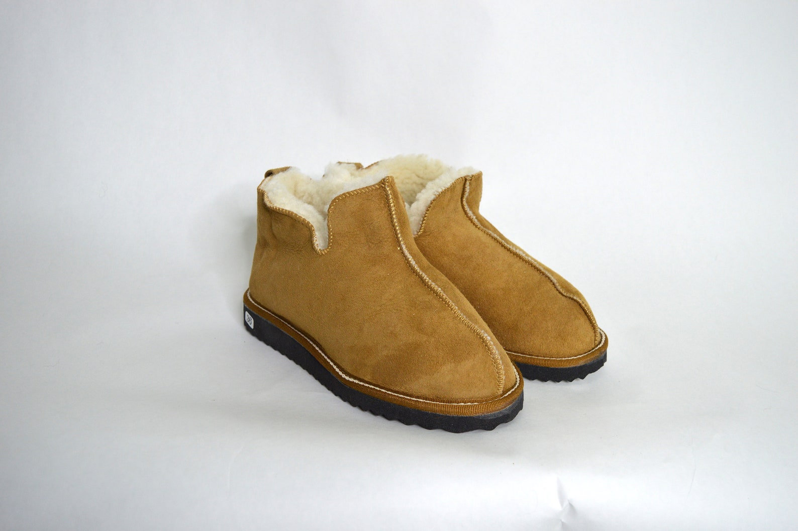mens sheepskin shoes