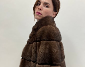 サガミンクファーコート：ブラウンのシアードトリム、ギリシャ製