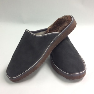 Genuine shearling fur slippers for men.