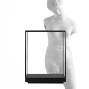 16x16x21 cm (6,3x6,3x8,3 inches)-Glass Display Showcase for jewelry, fossils, or precious objects-tabletop-matt black
