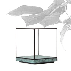 13x13x15 cm (5.1x5.1x5.9 inches) - Glass Display Showcase - Tabletop - verdigris oxidation