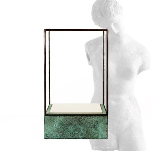 13x13x23 cm (5.1x5.1x9 inches)- Glass Display Showcase - Tabletop - Blue Patina on Bronze Oxidation