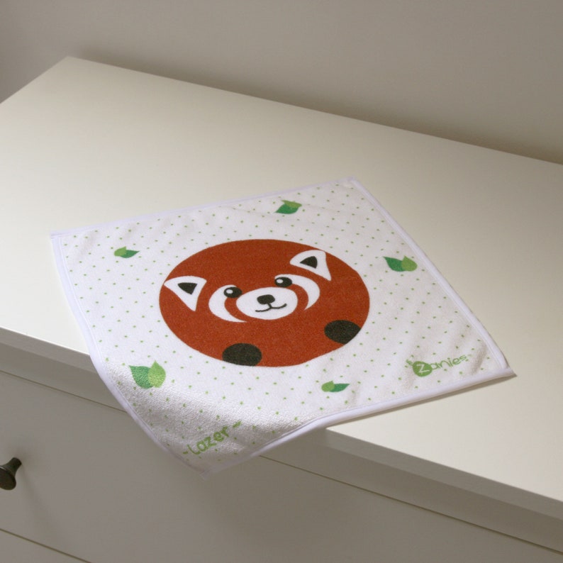 Essuie main panda roux, petite serviette pour bébé et petits enfants, serviette animal, cadeau de naissance image 2
