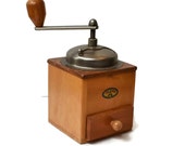 Vintage Tre Spade Classic Wooden Box Style Coffee Espresso Grinder 913 Berarducci Made In Italy 1930s Hand Crank