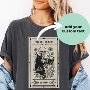 T-shirt personnalisé avec motif tête de mort et carte de tarot amusante, cadeau original pour les lecteurs et les propriétaires de chats, cadeau personnalisé pour les femmes aux chats, t-shirt d'Halloween
