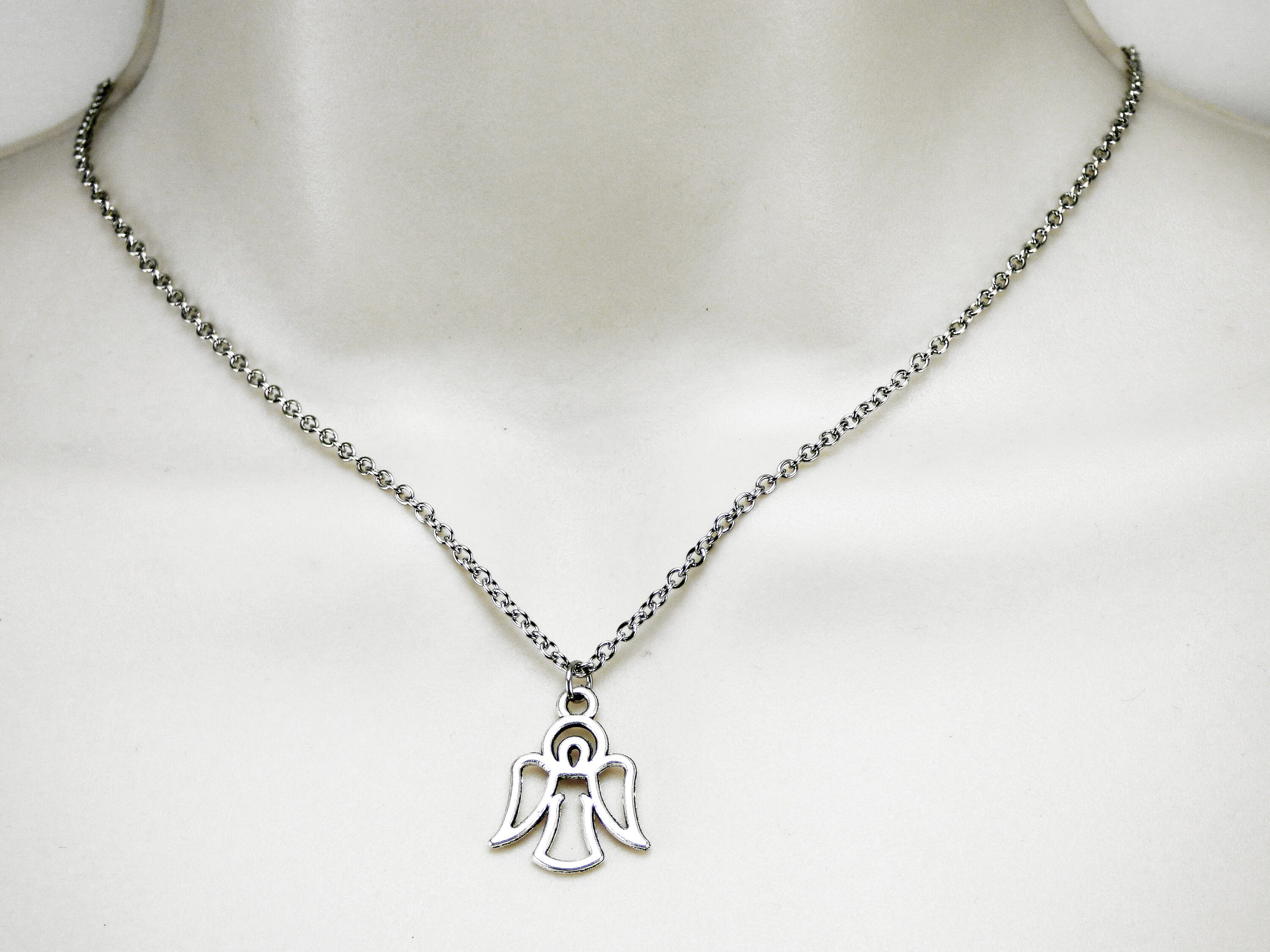 Dogeared guardian deals angel necklace