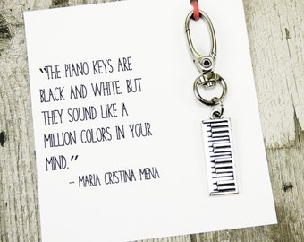 Piano Keychain, piano teacher gifts ideas, piano themed gifts for piano players, gifts for piano lovers, personalized music lovers gift