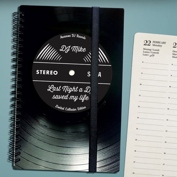 Taschenkalender 2025 Schallplatte personalisiert | Musikgeschenk Individuell | Persönliches Geschenk Freund | Upcycling Wochenkalender A5