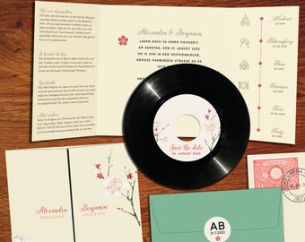 De vraies invitations en vinyle avec horaire quotidien | Faire-part de mariage réalisé à partir de disques vinyles | Carte pliante mariage musical | Chronologie | Horaire