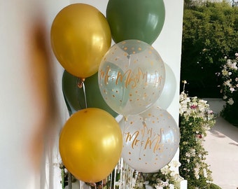 11" Mr and Mrs Wedding Balloons, Eucalyptus Green, Gold Balloons For Wedding Decoration, Balloon Arch or Garland, Wedding Reception Decor