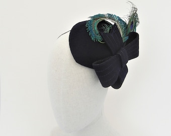 Navy Blue Felt Hat, Peacock Feather Hat, Wedding Guest Hat, Mother of the Bride Hat, Navy Fascinator, Cocktail Hat, Occasion Hat,