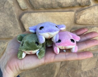 Mini Flower Belly Frog Plush// Mini Pocket Frog// Bean Bag Frog// Toad Plushie